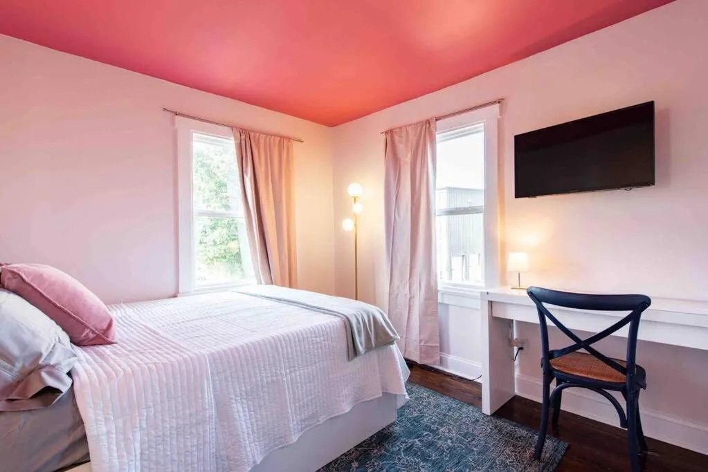 Image 5 of Blush And Bashful Germantown Two Bedroom Apartment