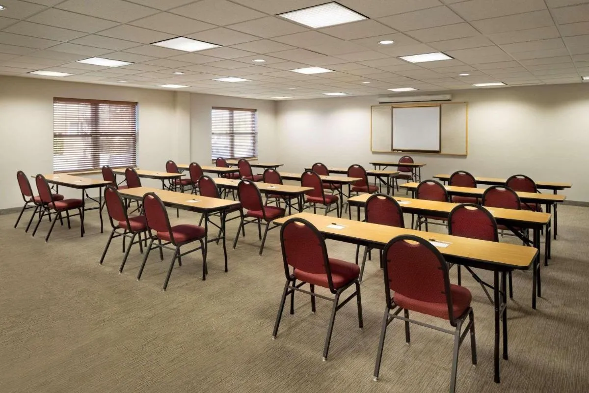 Image 6 of Country Inn & Suites by Radisson, Louisville East, KY