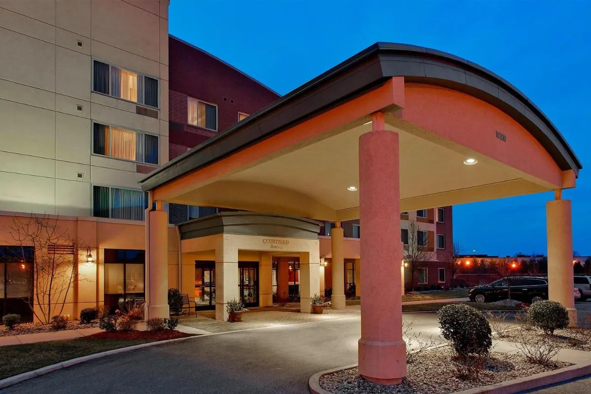 Image 5 of Courtyard Louisville Northeast