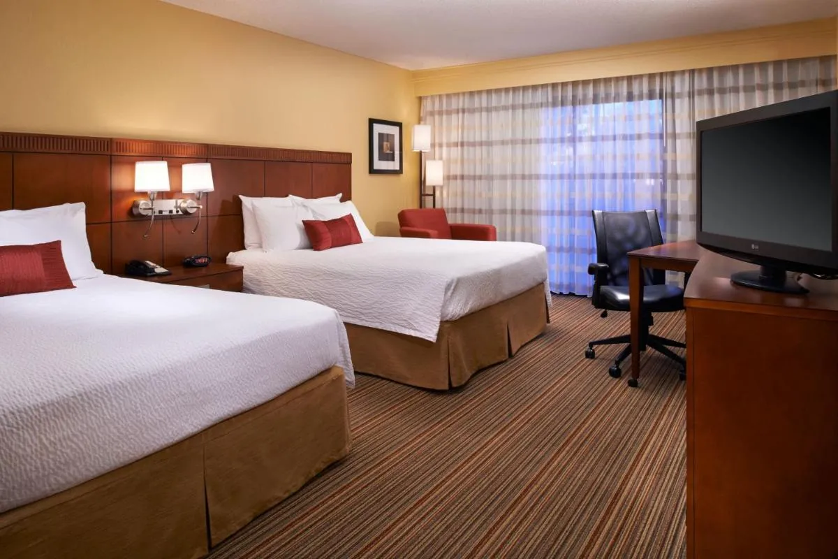 Image 1 of Courtyard by Marriott Louisville East
