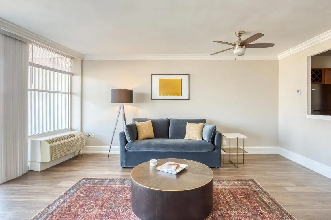 Image of CozySuites 800 Tower 2BR with sky pool, gym! 28