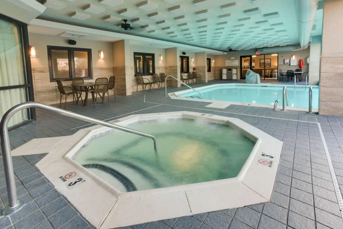 Image 3 of Drury Inn & Suites Louisville East
