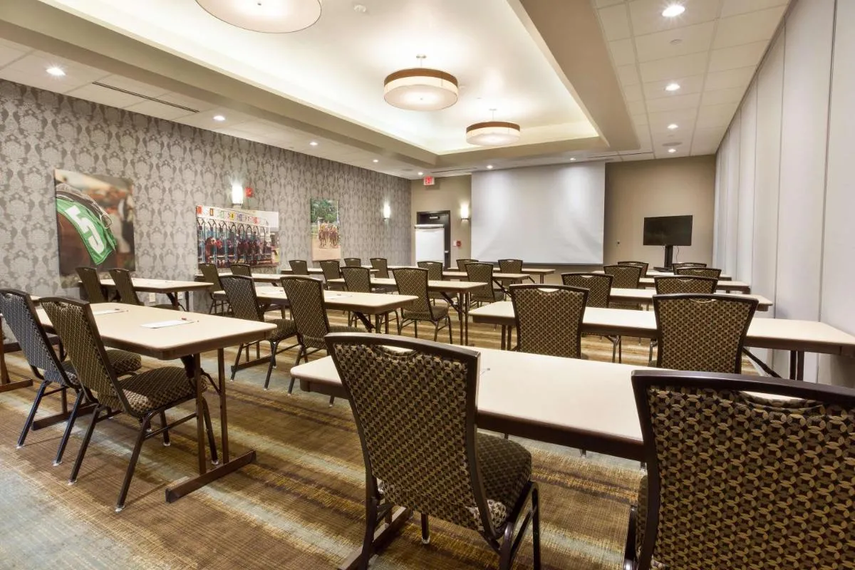 Image 6 of Drury Inn & Suites Louisville North