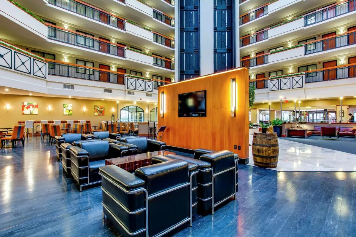 Image 4 of Embassy Suites by Hilton Louisville East