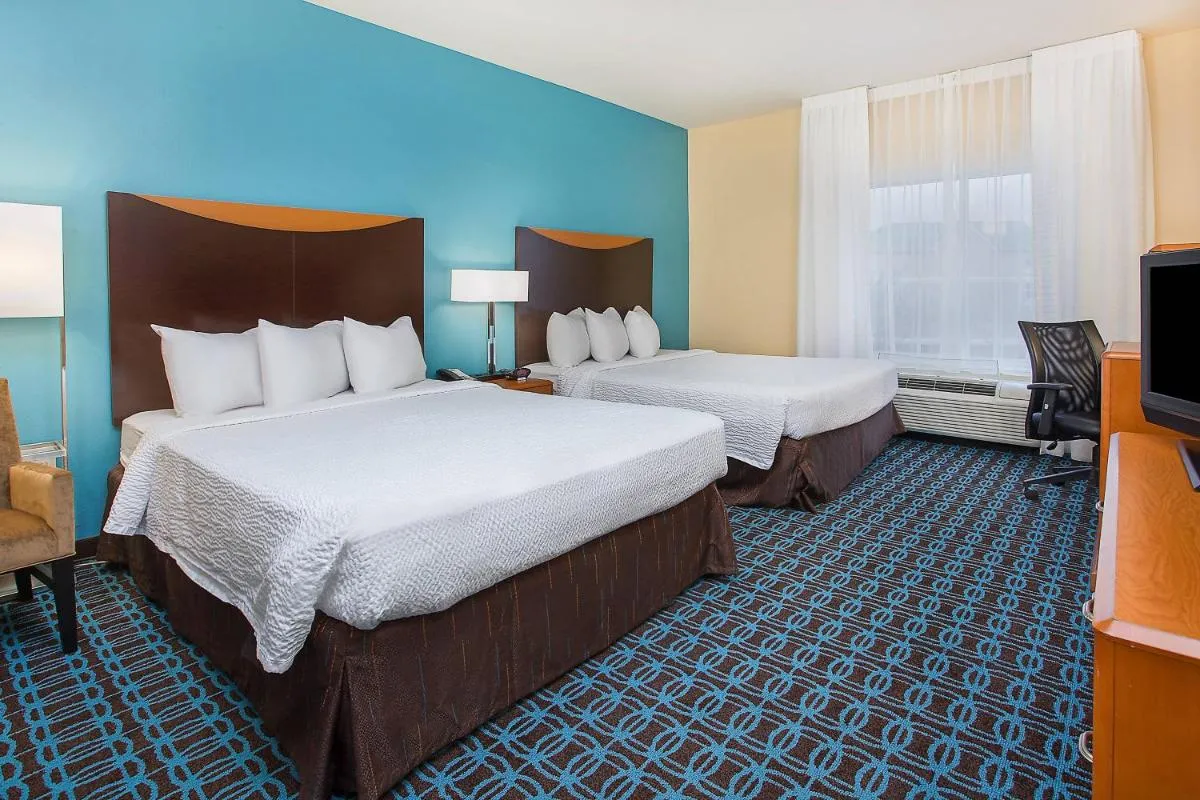 Image 1 of Fairfield Inn & Suites Louisville East