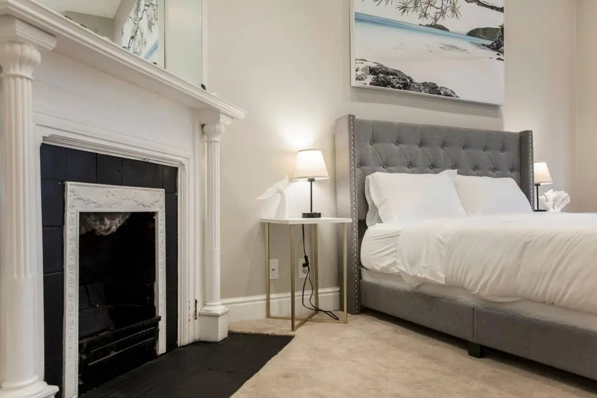 Image 5 of Gorgeous 3BR 2BA on Frankfort by Cozysuites