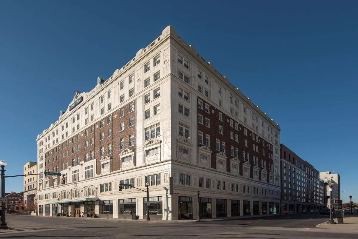 Image 4 of Hilton Garden Inn Louisville Downtown