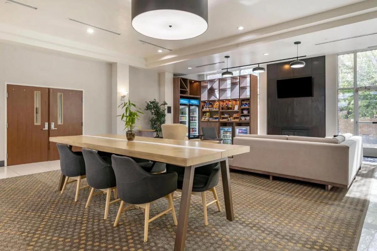 Image 5 of Holiday Inn Louisville Airport South, an IHG Hotel