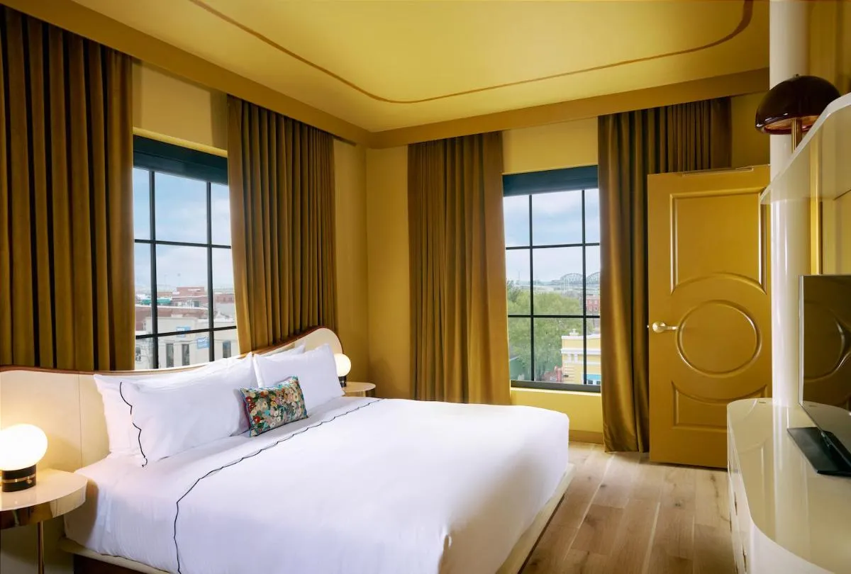 Image 1 of Hotel Genevieve