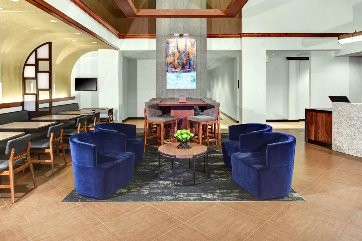 Image 3 of Hyatt Place Louisville-East