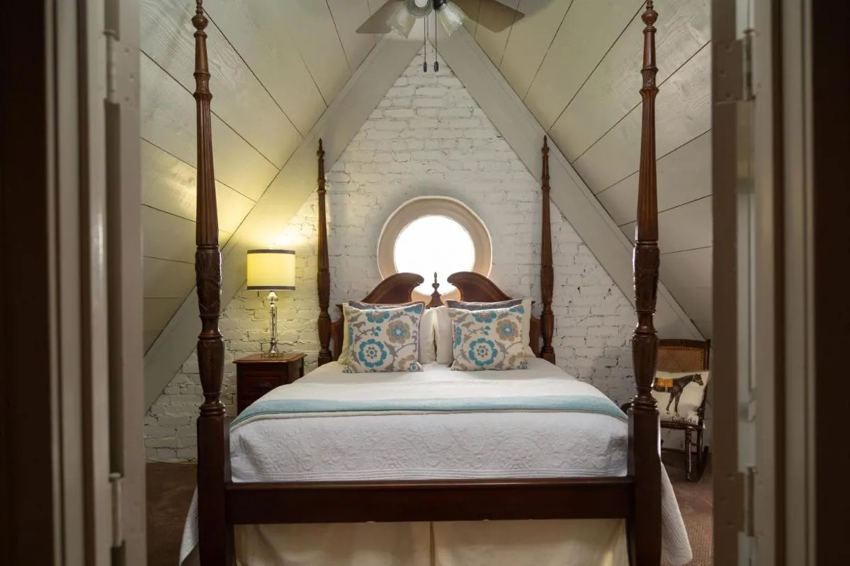 Image 5 of Inn at Woodhaven-In the Heart of the Bourbon Trail-Over 12 Distilleries Nearby