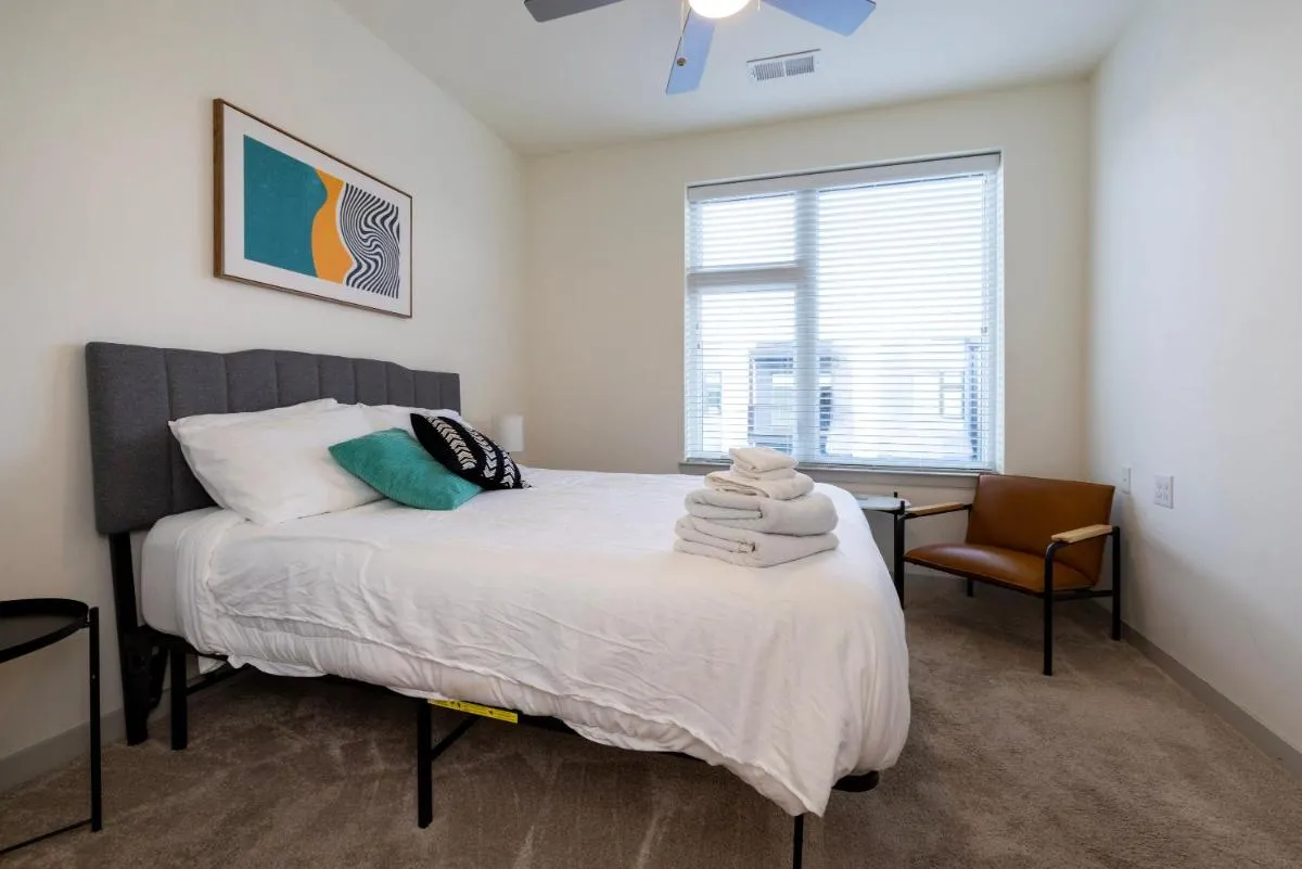 Image 6 of Modern Nulu 2BR CozySuites 01