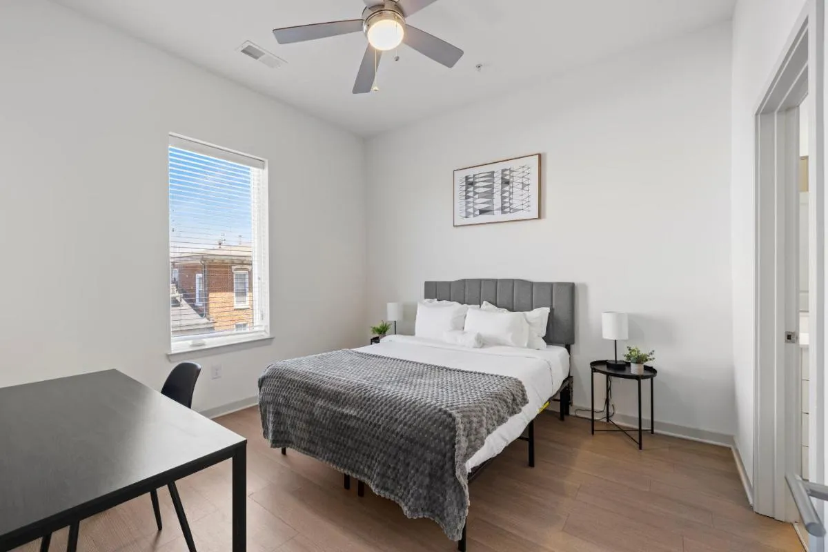 Image 1 of Modern Nulu 2BR CozySuites 02