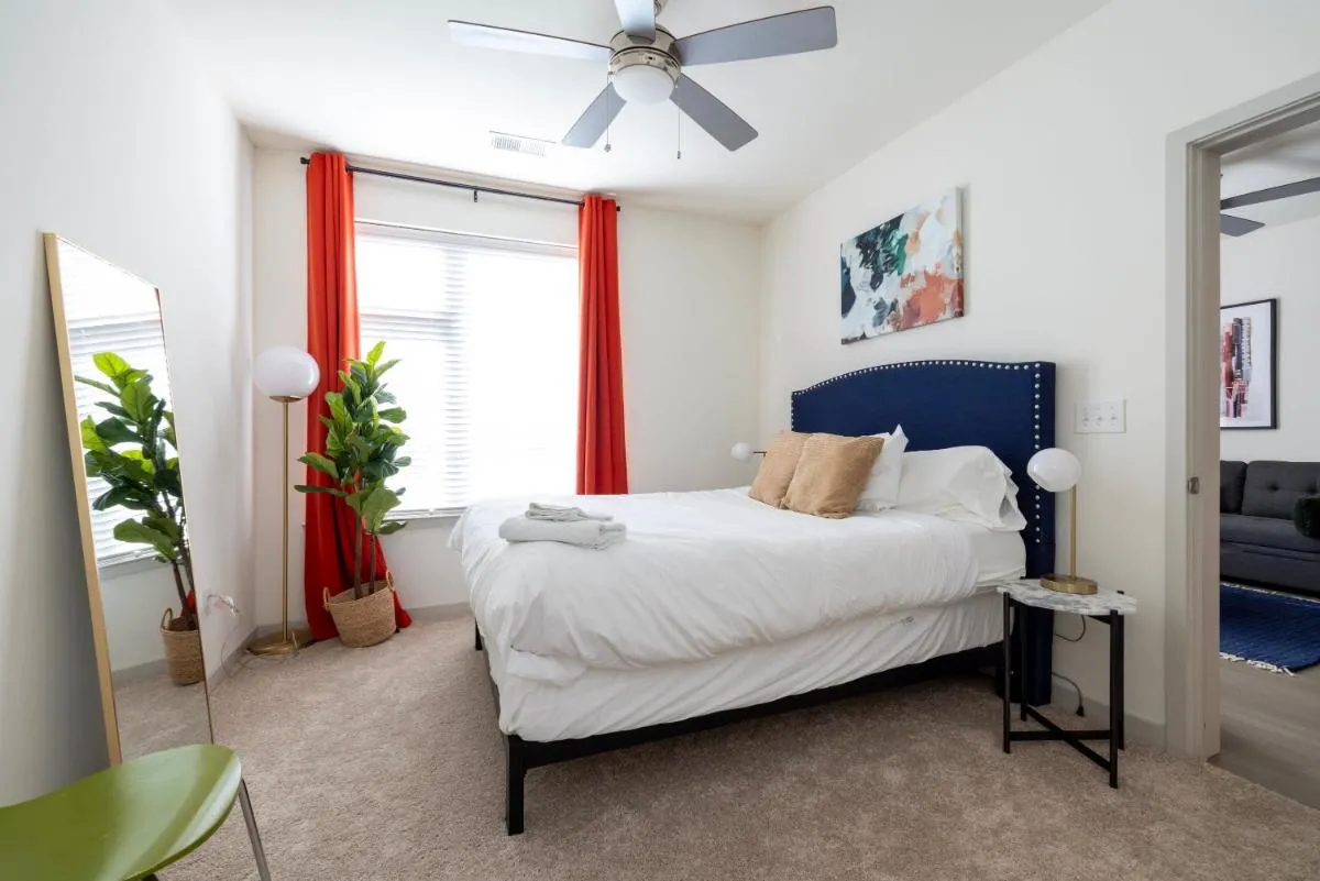 Image 6 of Modern Nulu 2BR CozySuites 05
