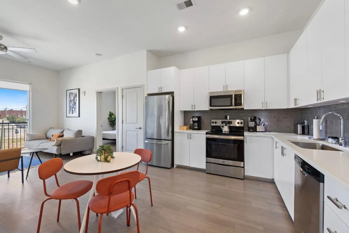 Image 3 of Modern Nulu 2BR CozySuites 06
