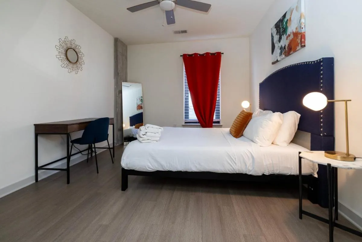 Image 6 of Modern Nulu 2BR CozySuites Unit 03