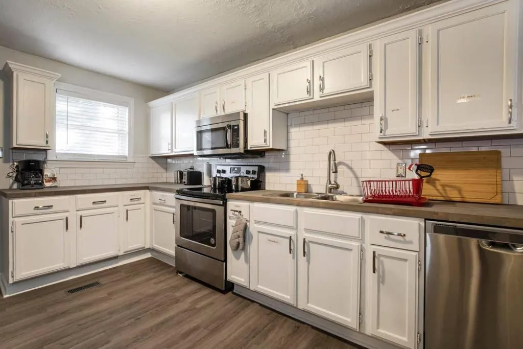 Image 3 of Modern yet historic 3BR House by CozySuites