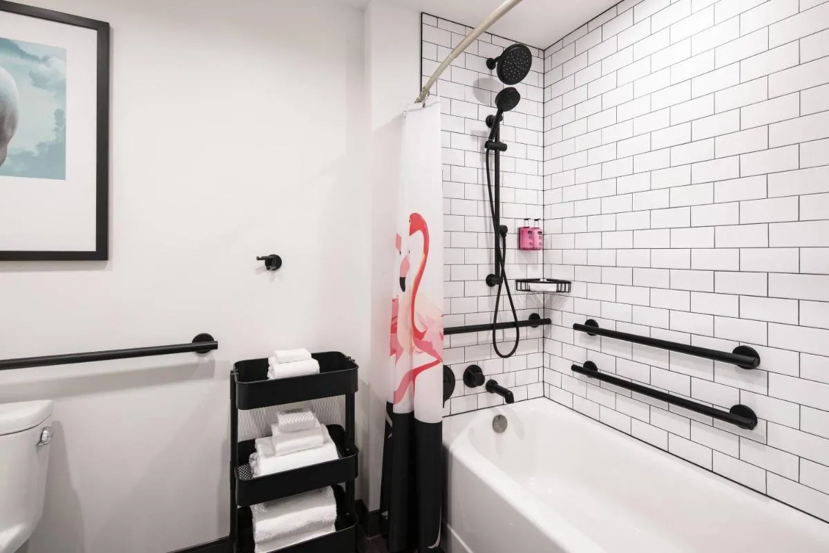 Image 2 of Moxy Louisville Downtown