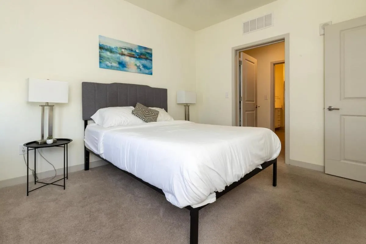 Image 6 of Stunning Nulu 1BR CozySuites 06