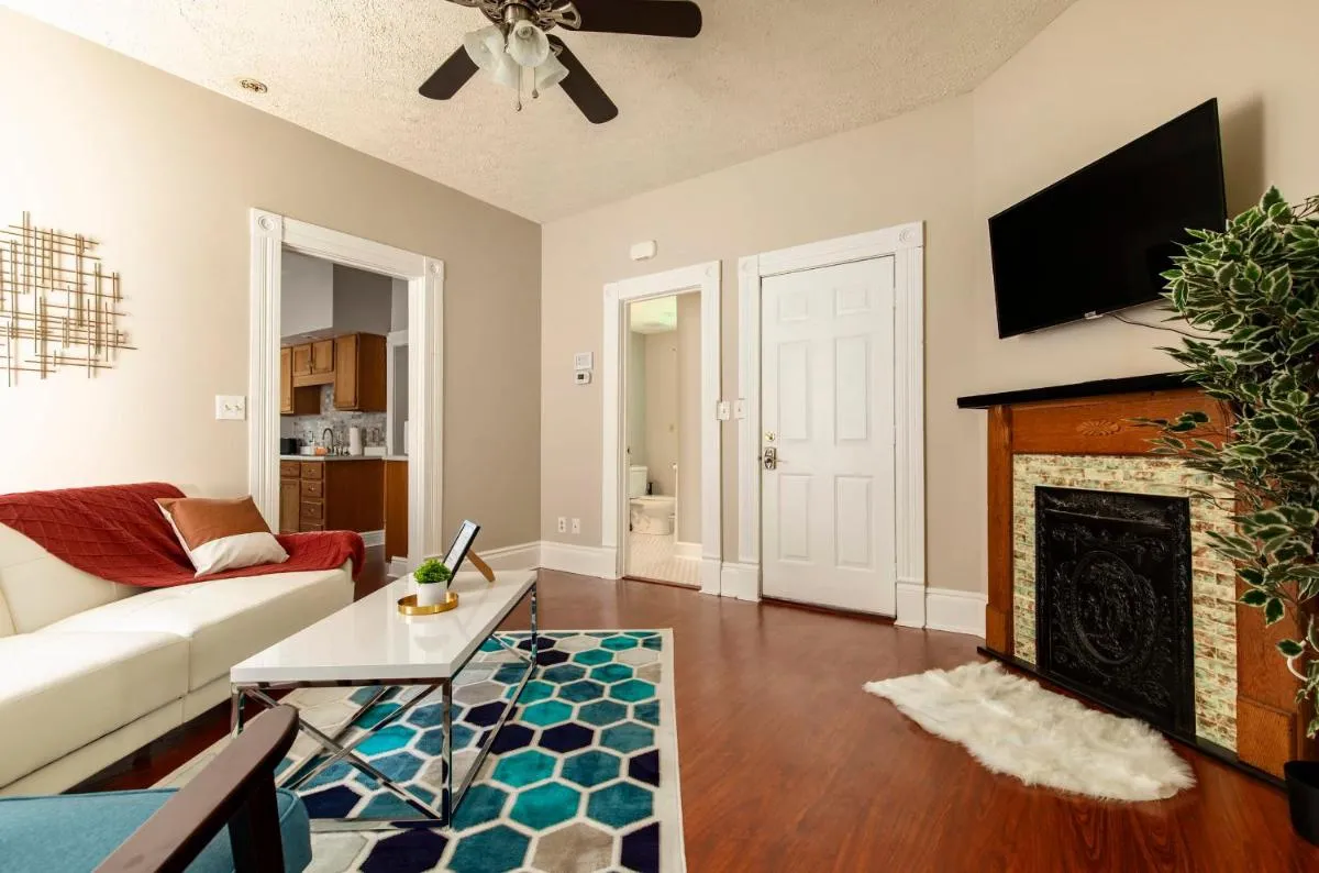 Image 4 of Stylish 2BR House on Frankfort Ave by CozySuites