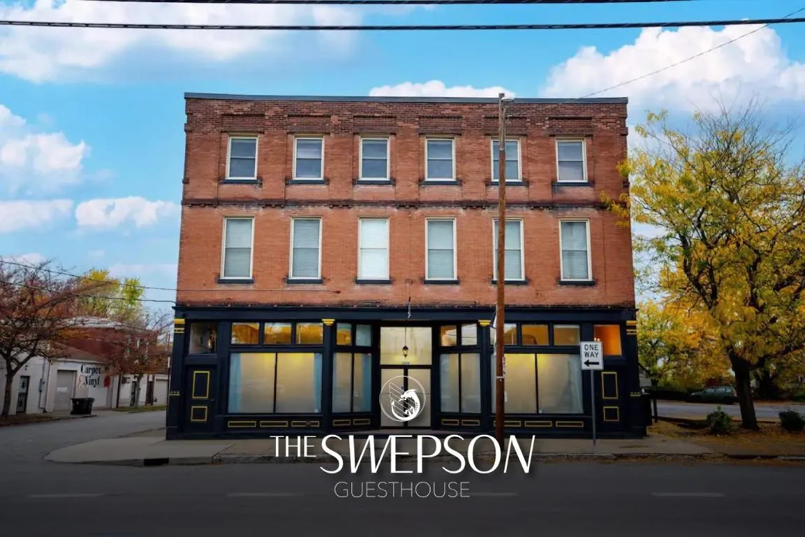 Image of Swepson Guesthouse KING Sleep42 15BR 10BA 22Beds