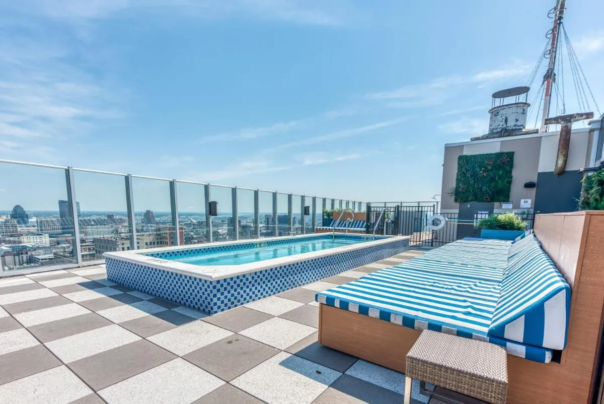 Image 3 of TWO 800 Tower CozySuites with sky pool, lounge! 8FL